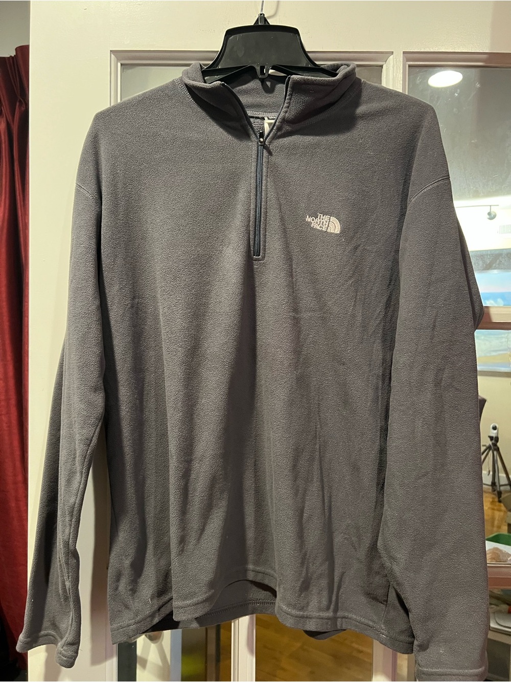 The North Face Men's Charcoal Gray Quarter-Zip Fleece Pullover